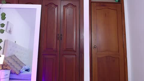 Snapshot of litleslut_ chatting on February 2025 04:39:02 PM litleslut_ online show from February 2025 04:39:02 PM