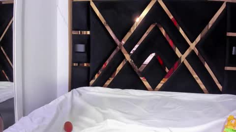 Ashley online show from October 2025 07:02:01 PM