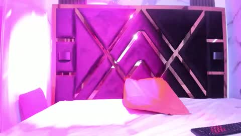 Ashley online show from November 2025 06:40:01 PM