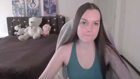 little__flowers online show from November 2025 06:35:02 AM