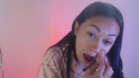 Aliciaparaisss online show from October 2025 05:14:01 PM