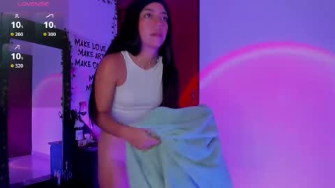 kayla  Instagram kayla 71082 online show from September 2025 12:04:01 AM