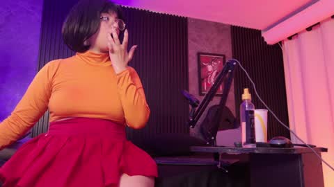 Maeve  online show from February 2025 12:29:01 AM