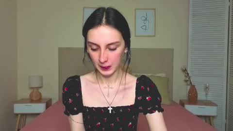 little_mollee online show from October 2025 09:04:02 PM