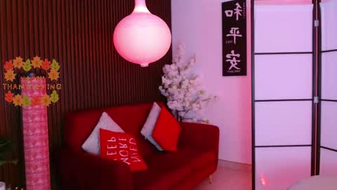 Paulette online show from November 2025 03:53:02 AM