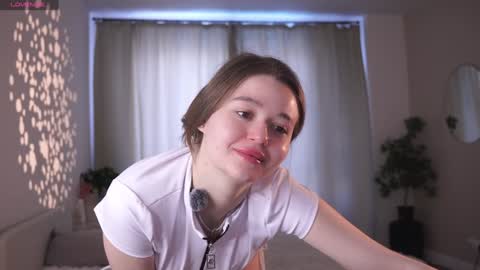 Snapshot of little_poetry chatting on February 2026 07:12:02 AM Kiki online show from February 2026 07:12:02 AM