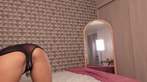 alex online show from November 2025 08:41:02 PM