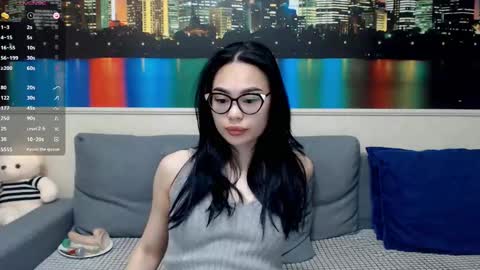 Snapshot of little_v1rgin_angel chatting on December 2024 12:24:01 PM Kwan online show from December 2024 12:24:01 PM