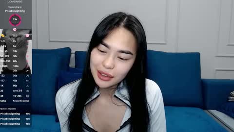 Snapshot of little_v1rgin_angel chatting on February 2025 02:02:01 PM Kwan online show from February 2025 02:02:01 PM