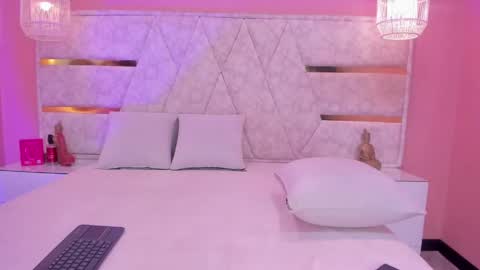 Snapshot of little_vel chatting on May 2026 08:17:01 PM Im your little Velinda online show from May 2026 08:17:01 PM