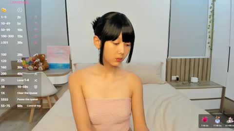 Snapshot of little_yena chatting on May 2026 02:01:02 PM Yena and Gabby online show from May 2026 02:01:02 PM