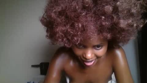 Snapshot of littlebunny2_ chatting on January 2026 11:28:01 PM littlebunny2 online show from January 2026 11:28:01 PM