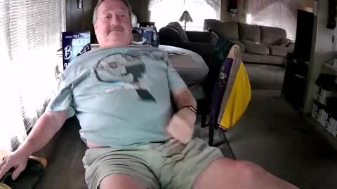 Snapshot of littled83057 chatting on November 2025 04:53:02 PM Littled83057 online show from November 2025 04:53:02 PM