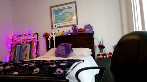 Snapshot of littledeathtrap chatting on November 2025 08:21:01 PM littledeathtrap online show from November 2025 08:21:01 PM