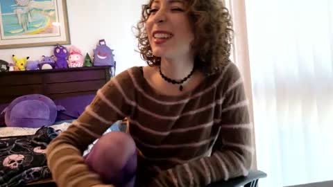 Snapshot of littledeathtrap chatting on November 2025 09:08:01 PM littledeathtrap online show from November 2025 09:08:01 PM