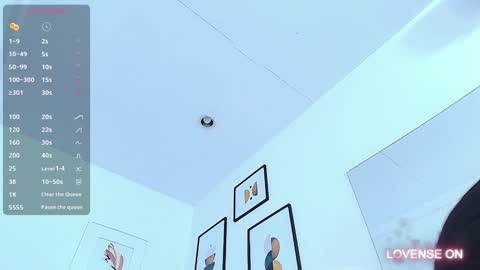 Snapshot of littlee_emilyy_ chatting on December 2024 06:48:01 PM Emily  online show from December 2024 06:48:01 PM