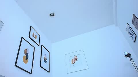 Snapshot of littlee_emilyy_ chatting on February 2025 09:10:01 AM Emily  online show from February 2025 09:10:01 AM