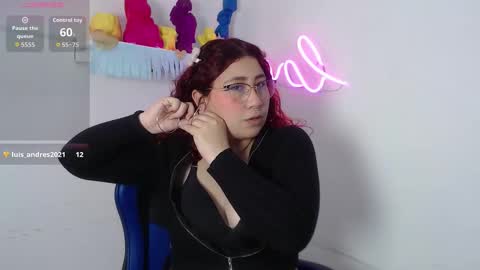 Snapshot of littlee_red chatting on October 2025 12:49:01 PM Angel online show from October 2025 12:49:01 PM