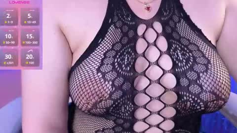 Snapshot of littlee_red chatting on May 2026 08:58:02 PM Angel online show from May 2026 08:58:02 PM