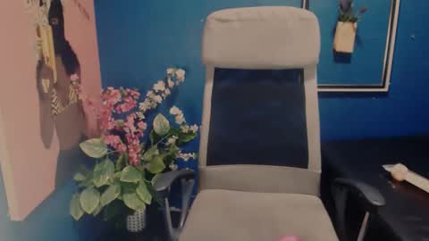 littleindianmilf online show from October 2025 09:40:02 AM