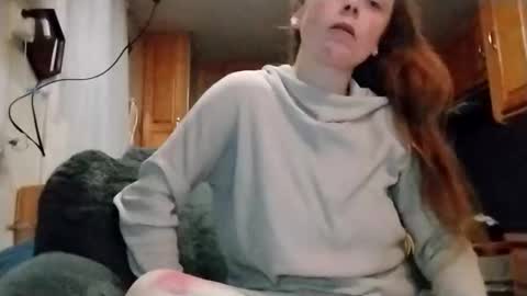 littleleo96 online show from February 2026 05:12:02 AM