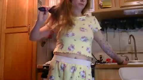 littleleo96 online show from February 2026 07:12:01 AM