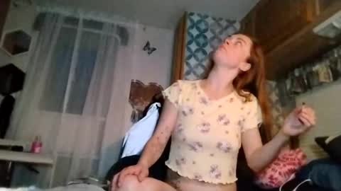 littleleo96 online show from February 2026 02:05:01 AM