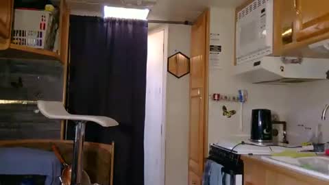 littleleo96 online show from March 2026 10:07:01 PM