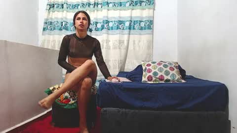  Mia online show from January 2026 09:35:01 AM