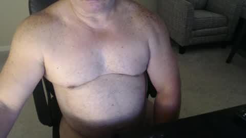 Snapshot of littleone1111765968 chatting on December 2024 05:37:02 AM littleone1111765968 online show from December 2024 05:37:02 AM