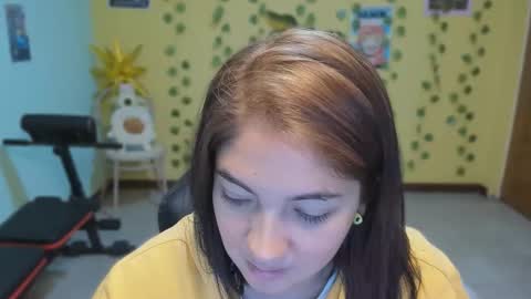 Mia  Wednesday to Sunday 730 am to 1030 am Colombian Hour D online show from January 2026 06:22:01 PM