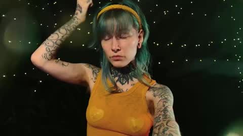 Snapshot of littlespacemouse chatting on December 2025 11:52:02 AM Niki free tg channel with some photos gifs and info about streams online show from December 2025 11:52:02 AM