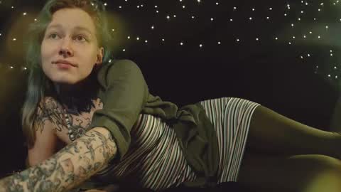 Snapshot of littlespacemouse chatting on December 2025 01:59:02 PM Niki free tg channel with some photos gifs and info about streams online show from December 2025 01:59:02 PM