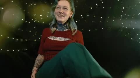 Snapshot of littlespacemouse chatting on December 2025 06:46:02 PM Niki free tg channel with some photos gifs and info about streams online show from December 2025 06:46:02 PM