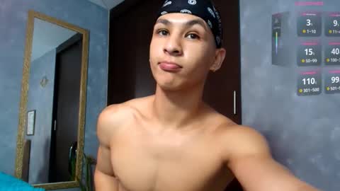 Snapshot of liuscast_22 chatting on September 2025 03:22:01 PM Luis Castro online show from September 2025 03:22:01 PM