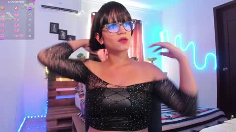 Livfabi  online show from December 2024 04:57:01 PM