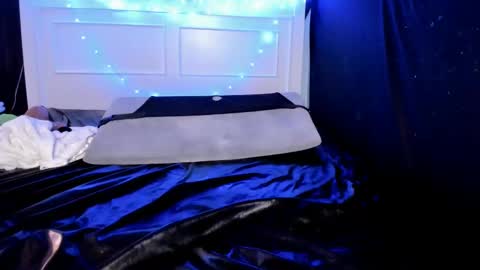 Liv online show from February 2025 04:25:01 AM