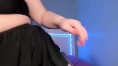 Liv online show from January 2026 12:37:01 AM