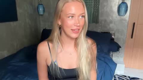 olivia online show from February 2026 03:10:01 AM