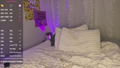 Snapshot of lizableu chatting on March 2025 10:26:01 PM Liza Bleu online show from March 2025 10:26:01 PM