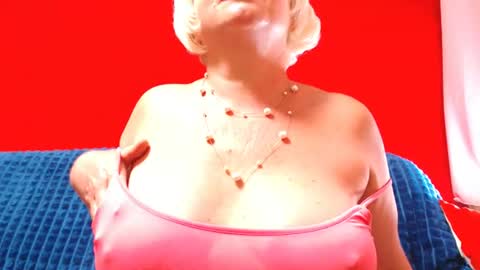 Snapshot of lizabrazzer chatting on June 2026 03:37:01 AM LizaBrazzer online show from June 2026 03:37:01 AM
