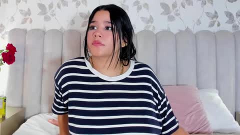 LIZZ   online show from February 2026 02:53:01 AM