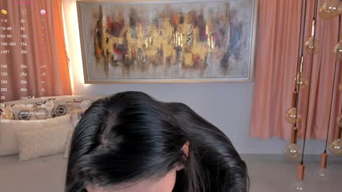 Snapshot of lizzhamilton_ chatting on December 2024 07:32:02 PM Lizzi online show from December 2024 07:32:02 PM