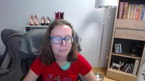 Lizzy online show from September 2025 04:24:01 AM