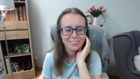 Snapshot of lizzy_sparkle chatting on May 2026 04:29:02 AM Lizzy online show from May 2026 04:29:02 AM