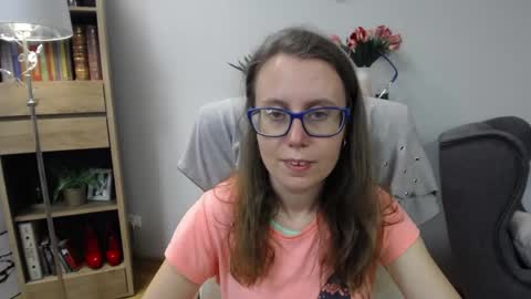 Snapshot of lizzy_sparkle chatting on June 2026 04:35:02 AM Lizzy online show from June 2026 04:35:02 AM