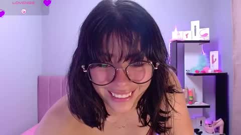 Snapshot of loaluxury chatting on February 2025 11:35:01 PM Pamela online show from February 2025 11:35:01 PM