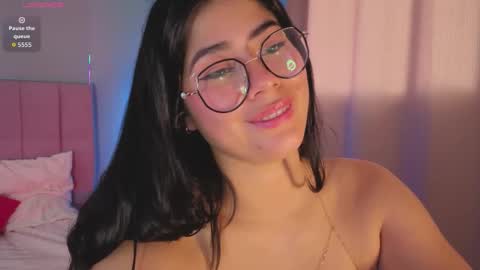 Pamela online show from November 2025 06:06:02 PM