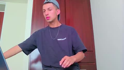 Snapshot of logaan_grey chatting on November 2025 04:41:02 PM logaan_grey online show from November 2025 04:41:02 PM