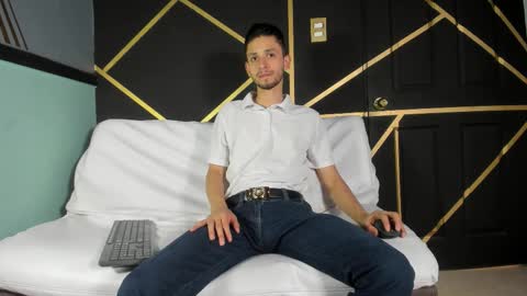 Logan Rogers online show from September 2025 12:21:02 PM